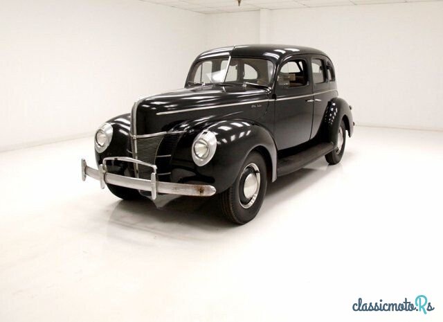 1940' Ford Deluxe photo #1