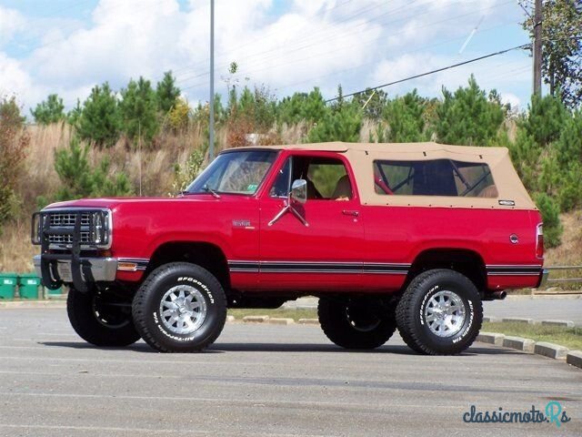 1979' Plymouth Trailduster photo #6