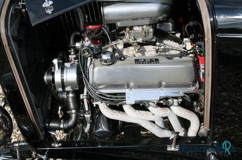 1932' Ford Coupe Model B photo #1