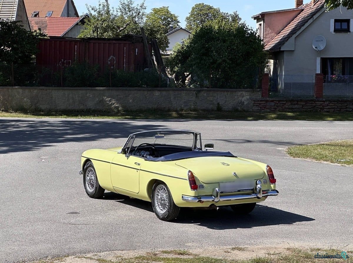 1967' MG MGB photo #5