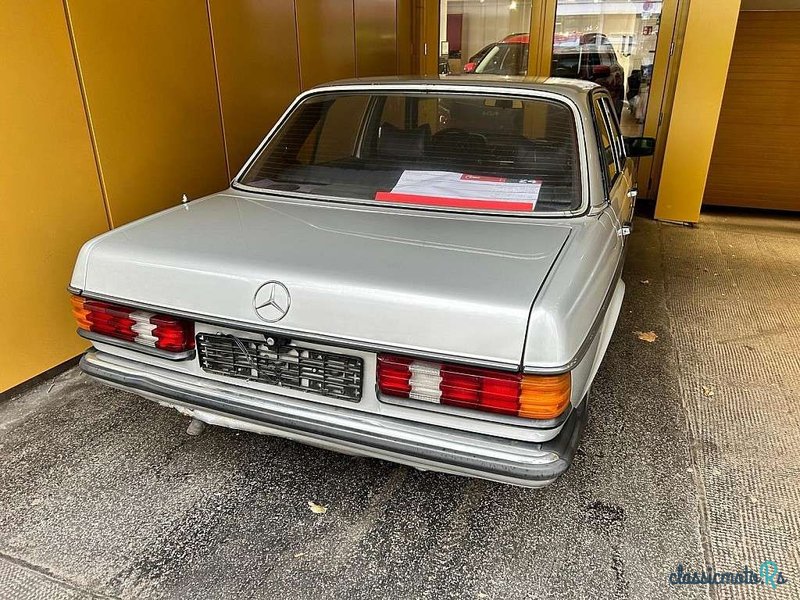 1980' Mercedes-Benz E-Klasse photo #4