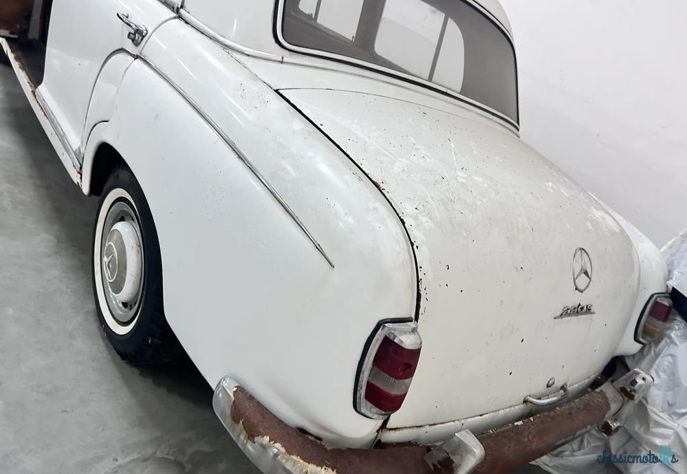 1957' Mercedes-Benz W180 photo #6