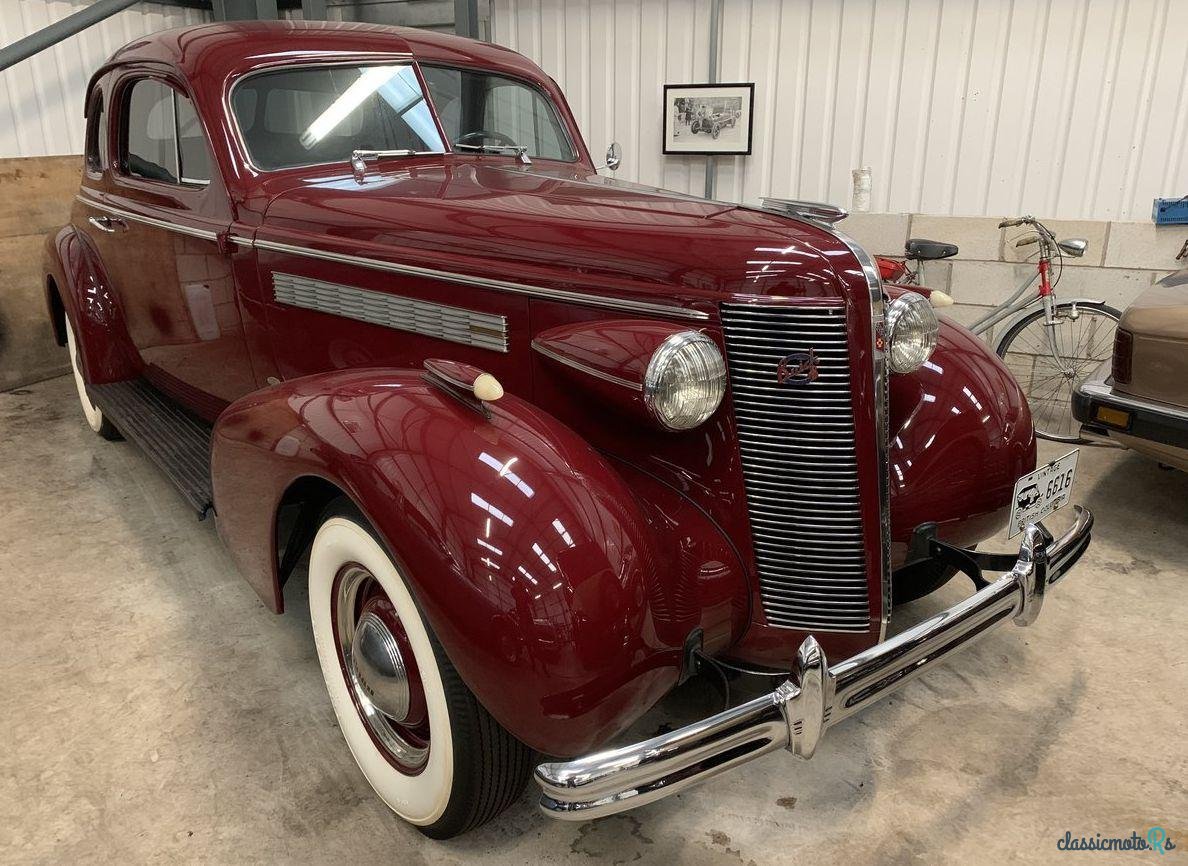 1937' Buick Eight Opera Coupe photo #1
