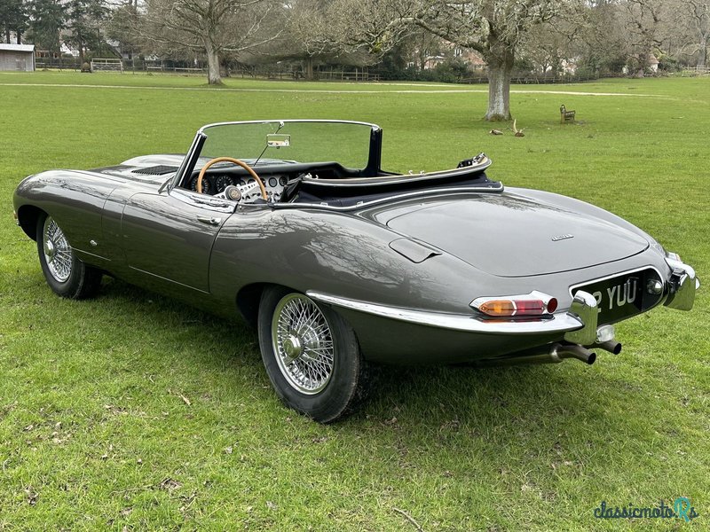 1961' Jaguar E-Type photo #3