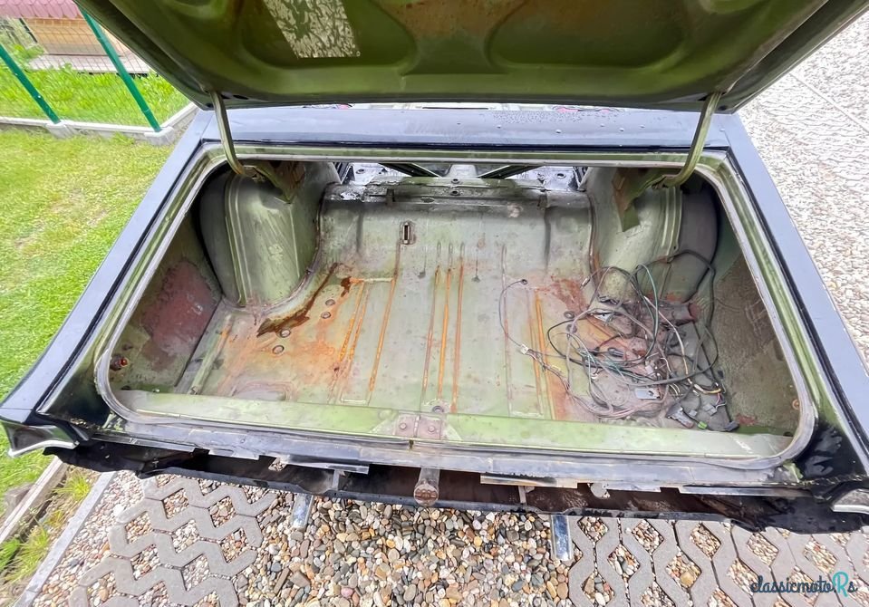 1973' Dodge Charger photo #4