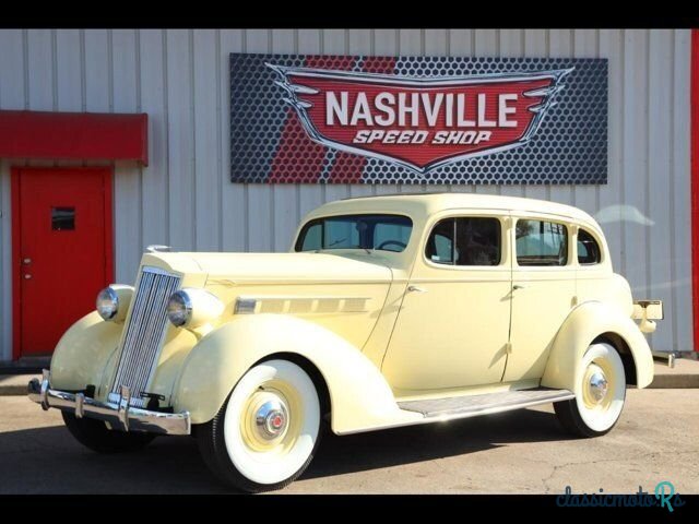 1935' Packard One Twenty photo #5