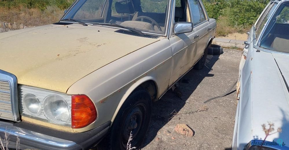 1970' Mercedes-Benz Klasa C photo #6