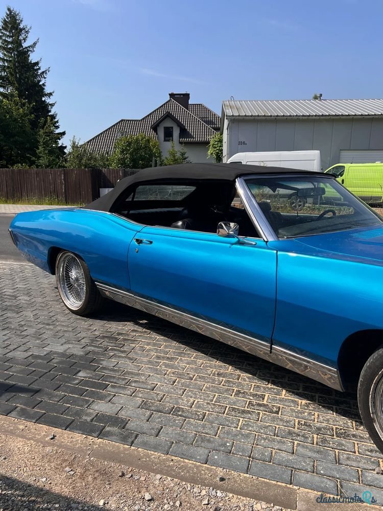 1970' Pontiac Bonneville photo #1