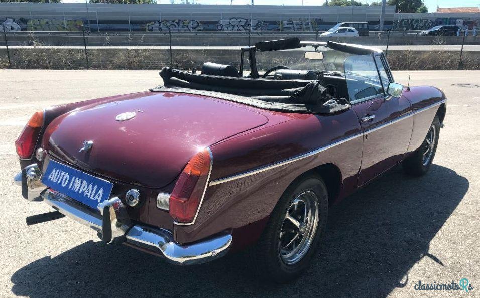 1975' MG MGB photo #2