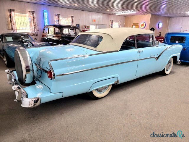 1955' Ford Fairlane photo #3