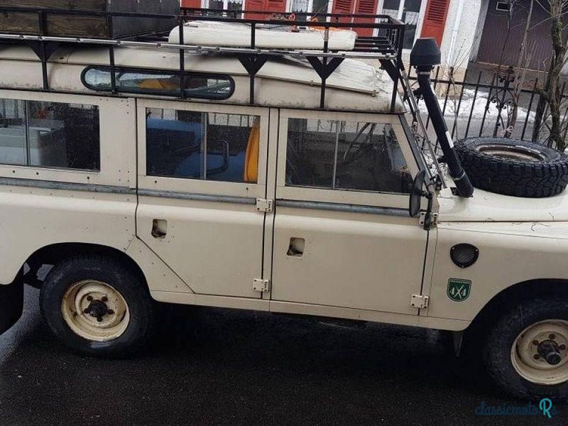 1982' Land Rover 88 photo #3