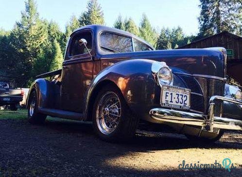 1940' Ford Pickup Gray photo #2