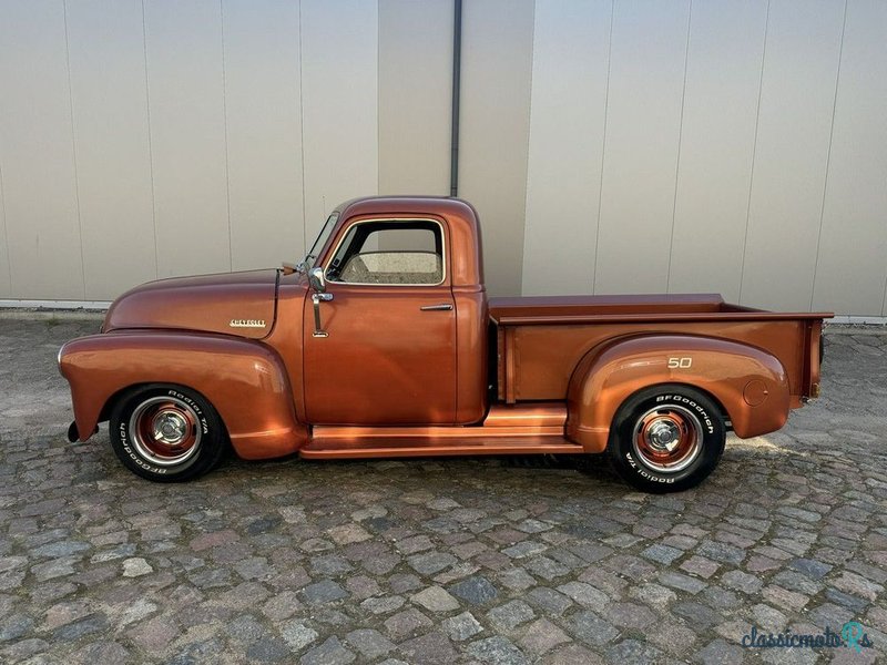 1950' Chevrolet Apache photo #4