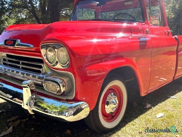 1958' Chevrolet Apache photo #1