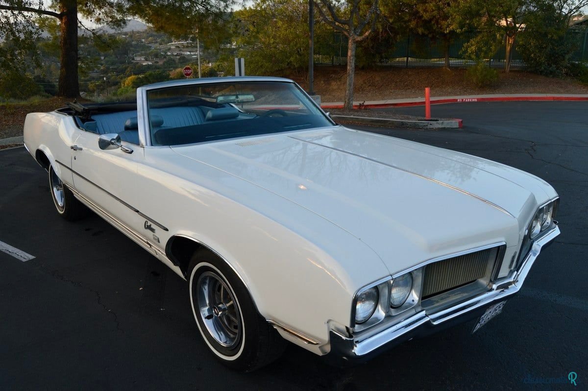 1970' Oldsmobile Cutlass photo #3