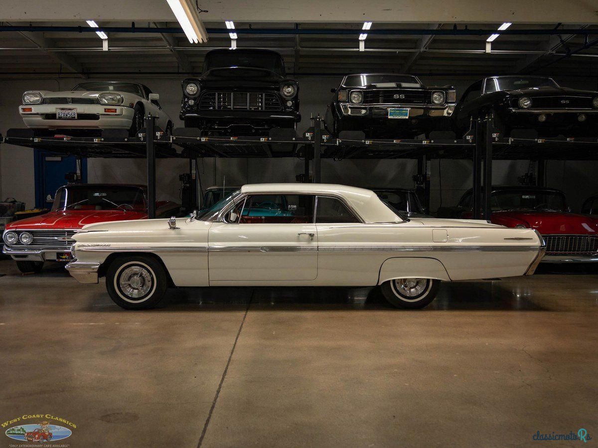 1962' Pontiac Bonneville photo #3