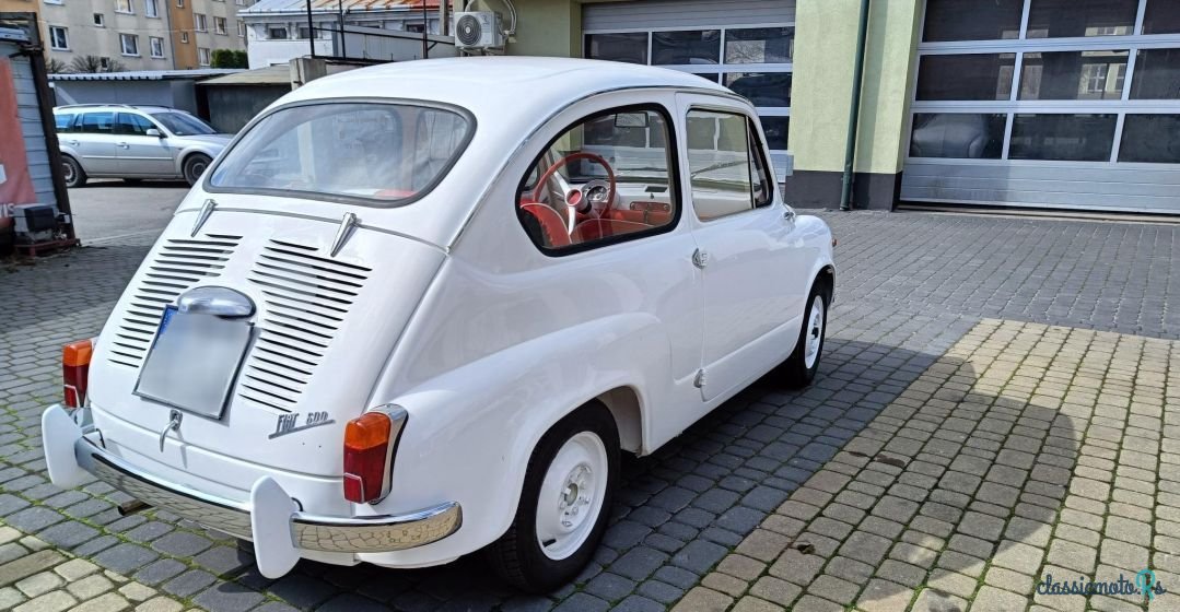1957' Fiat 600 photo #3