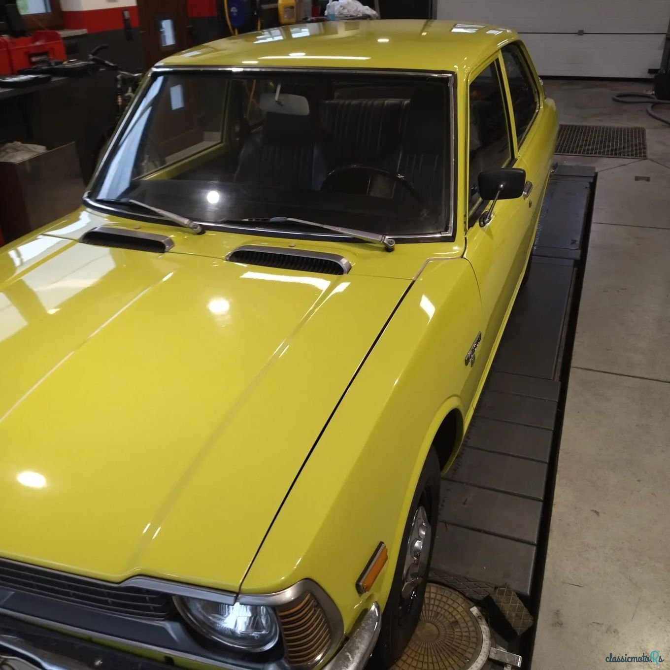 1975' Toyota Corolla photo #4