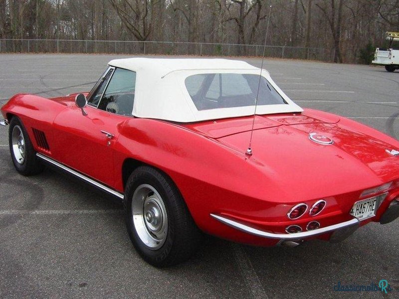 1967' Chevrolet Corvette photo #2