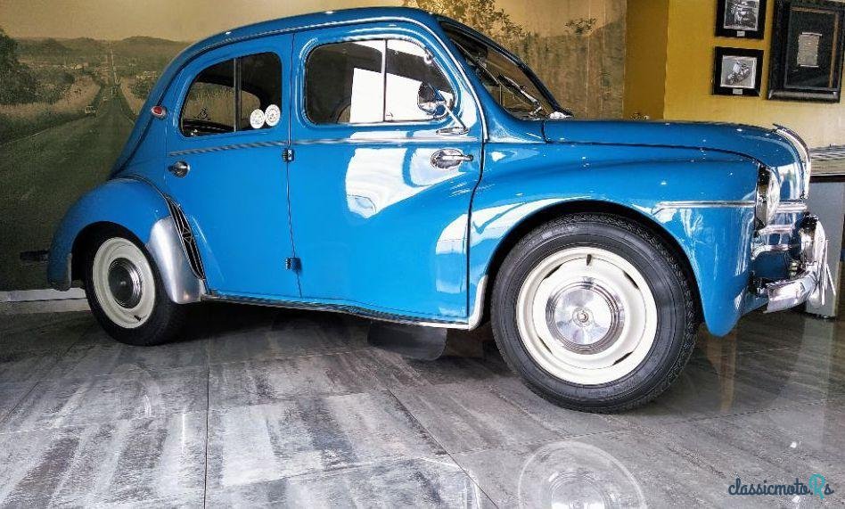 1957' Renault 4 Cv photo #2