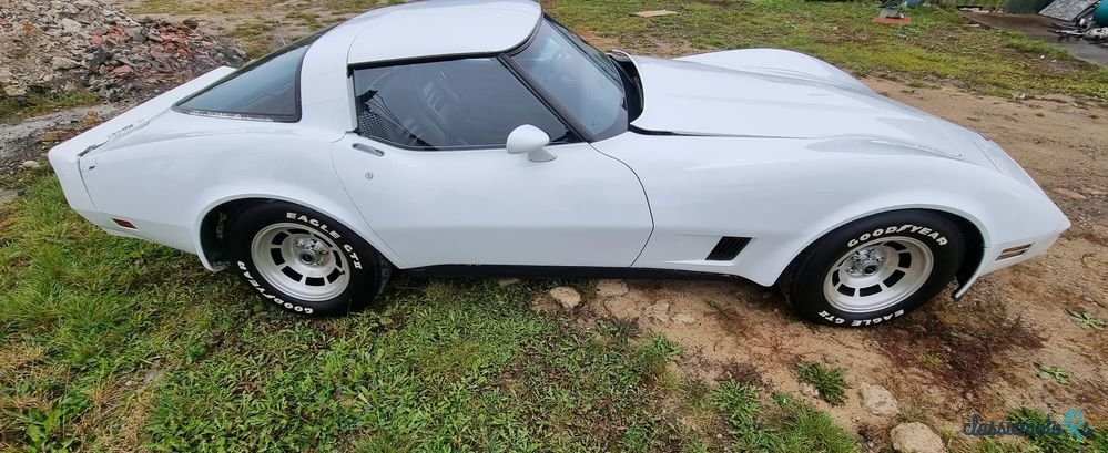 1980' Chevrolet Corvette photo #6