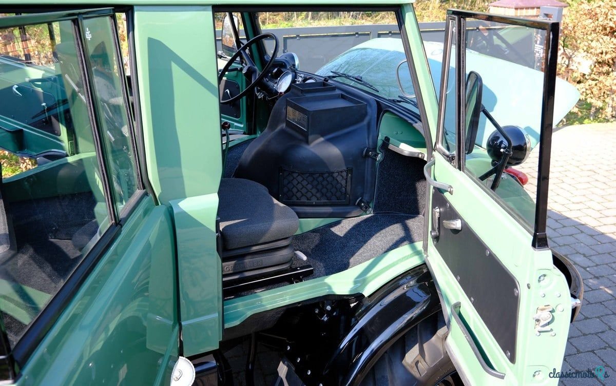1971' Mercedes-Benz Unimog photo #5