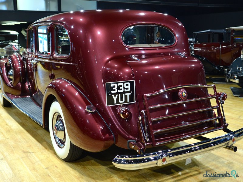 1939' Packard 12 Touring Sedan photo #4