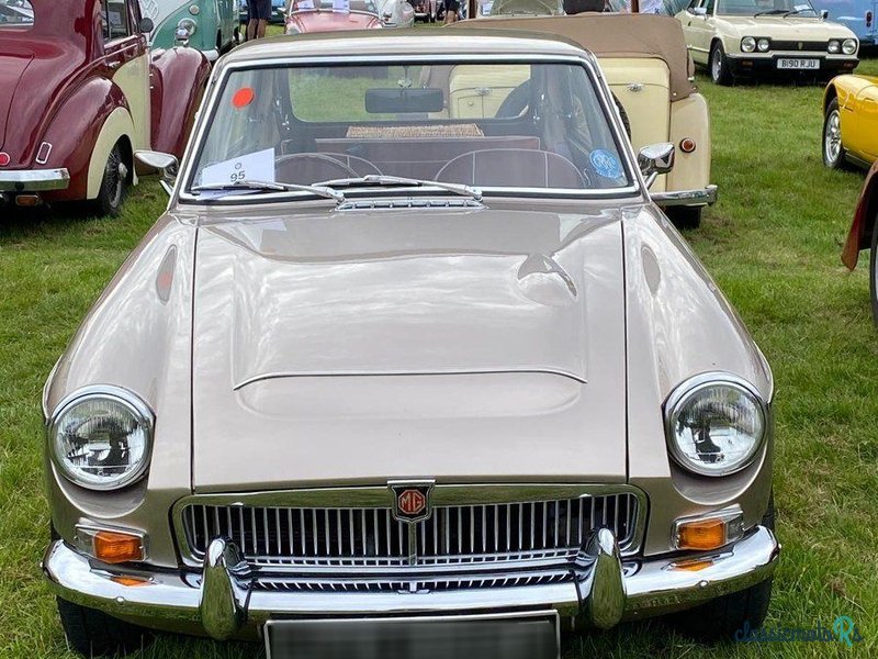 1967' MG MGC photo #2