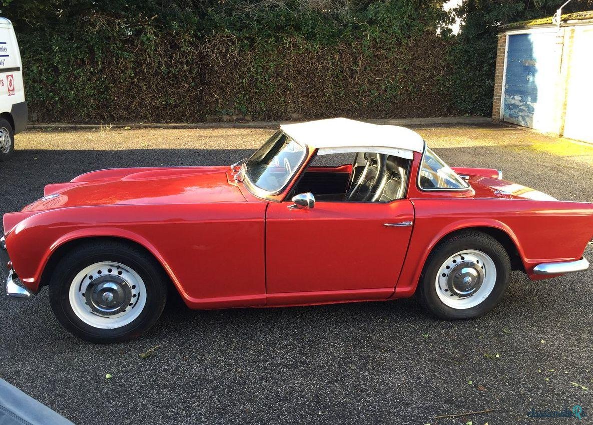1964' Triumph TR4 photo #4