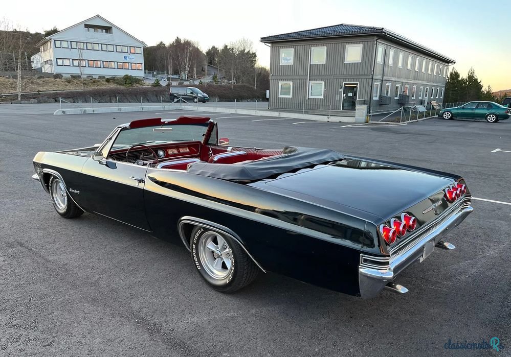 1965' Chevrolet Impala photo #2