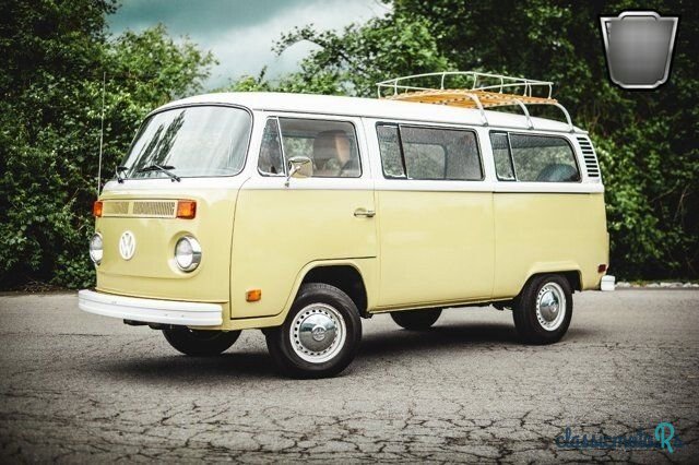 1975' Volkswagen Vans photo #2