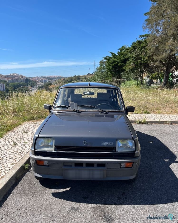 1985' Renault 5 1.1 Gtl photo #1