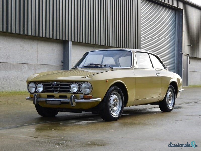 1972' Alfa Romeo 2000 photo #2