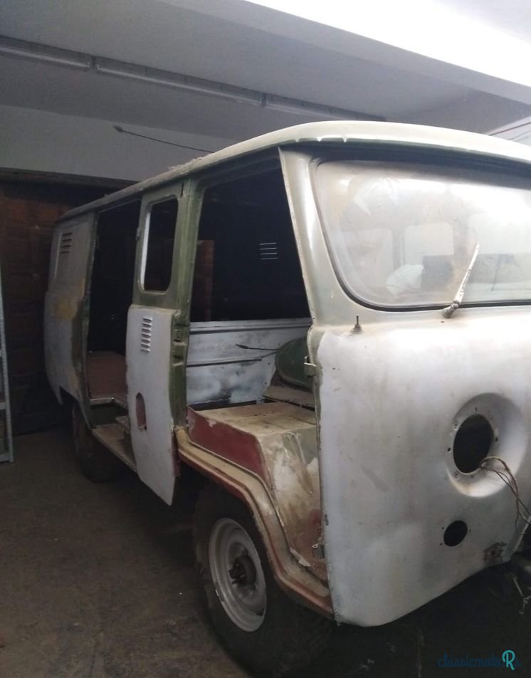 1978' UAZ 452 photo #3