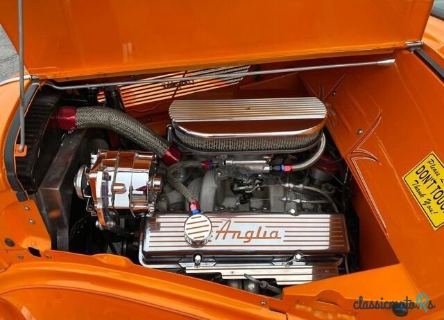 1948' Ford Anglia photo #6