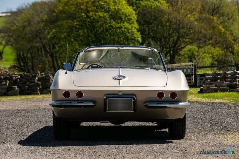 1962' Chevrolet Corvette photo #4