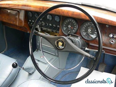 1965' Jaguar Mk2 3.4 photo #3