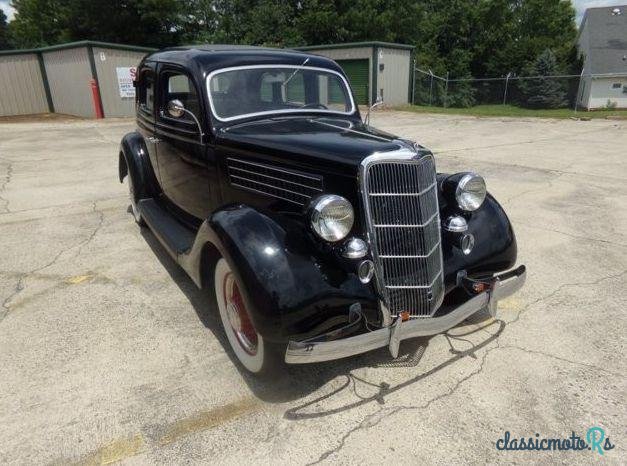 1935' Ford photo #3