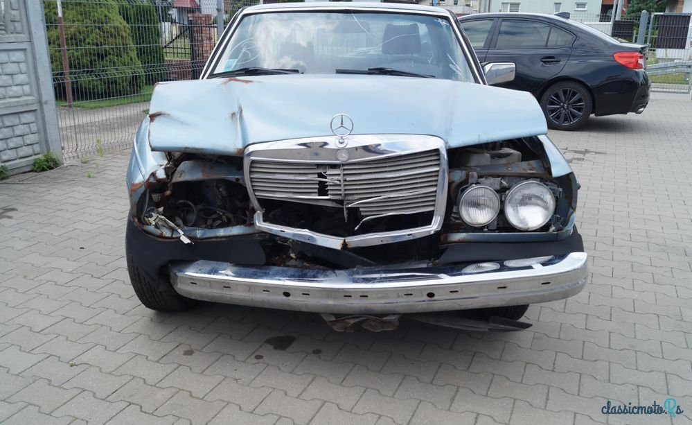 1978' Mercedes-Benz W123 photo #2