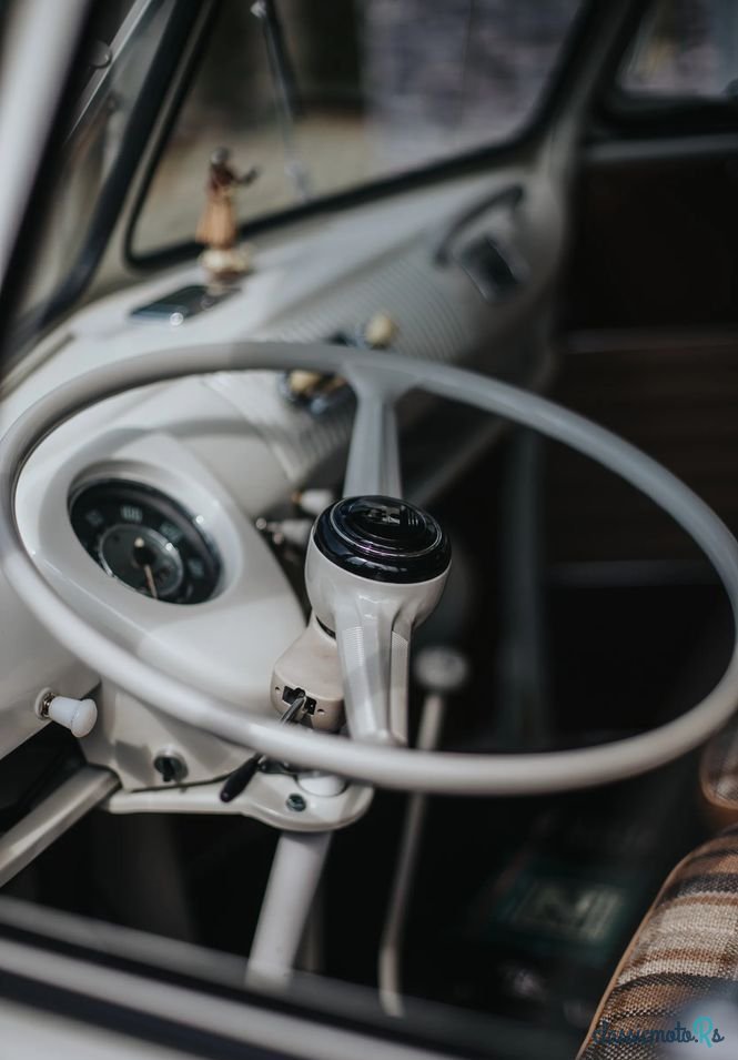 1966' Volkswagen Transporter photo #3