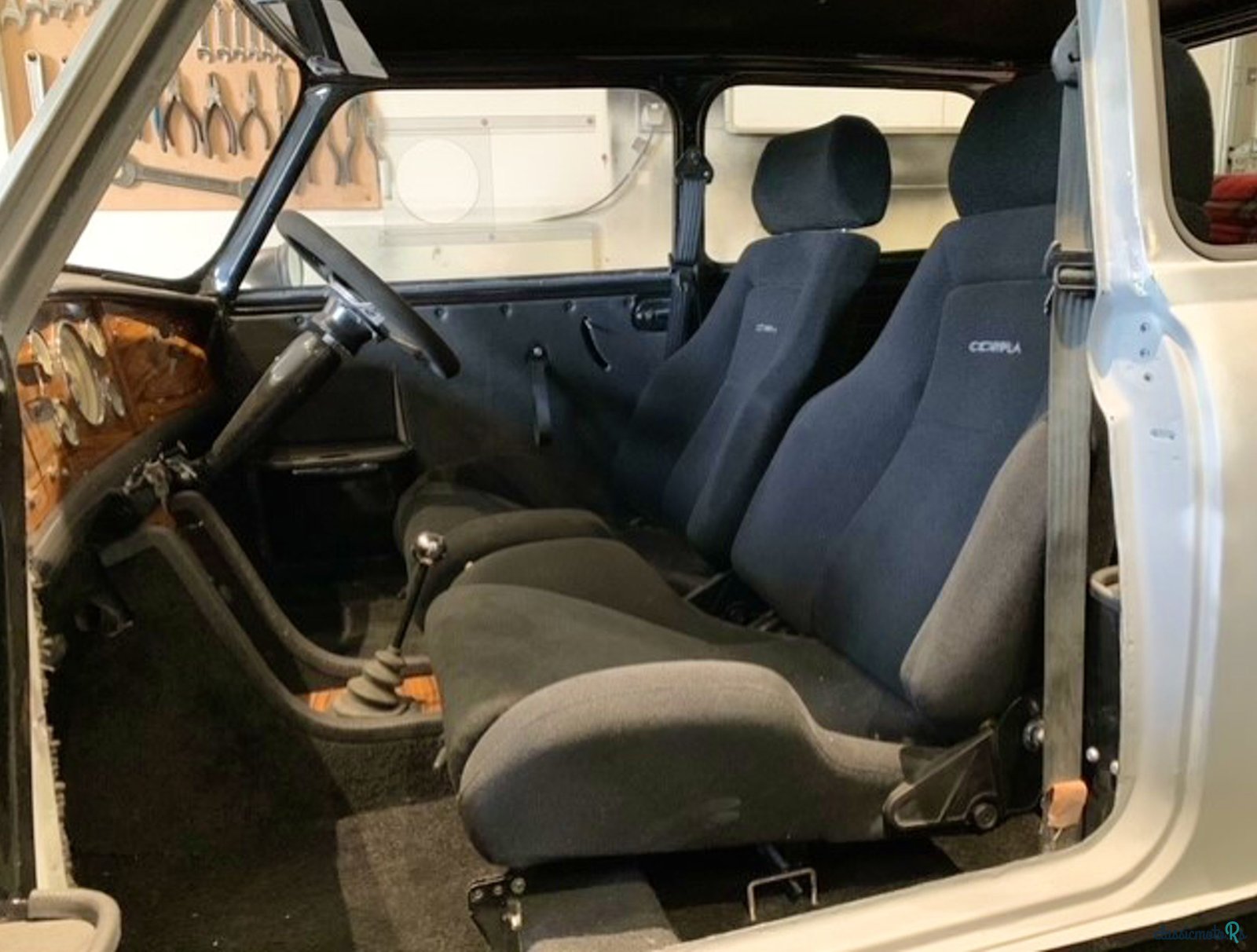 1968' MINI Cooper photo #6