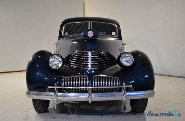 1940' Graham Hollywood Supercharged photo #2