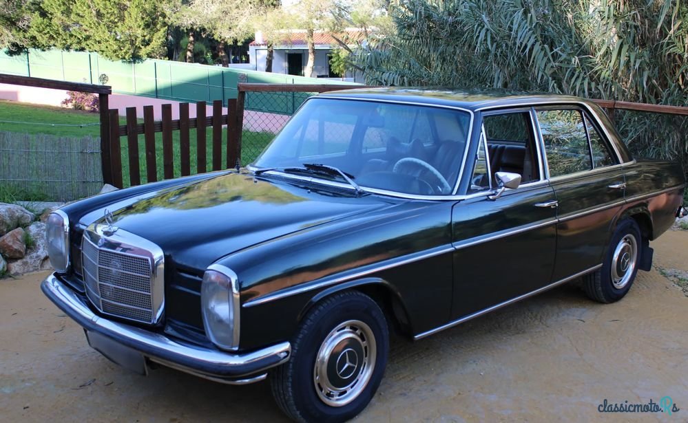1973' Mercedes-Benz 220 photo #3