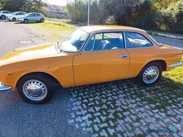 1968' Alfa Romeo GT photo #5
