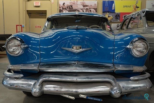 1953' Kaiser Traveler photo #3