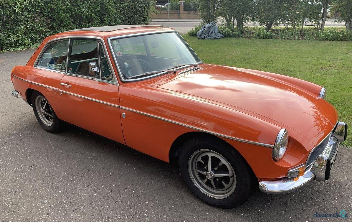 1972' MG Mgb Gt photo #2