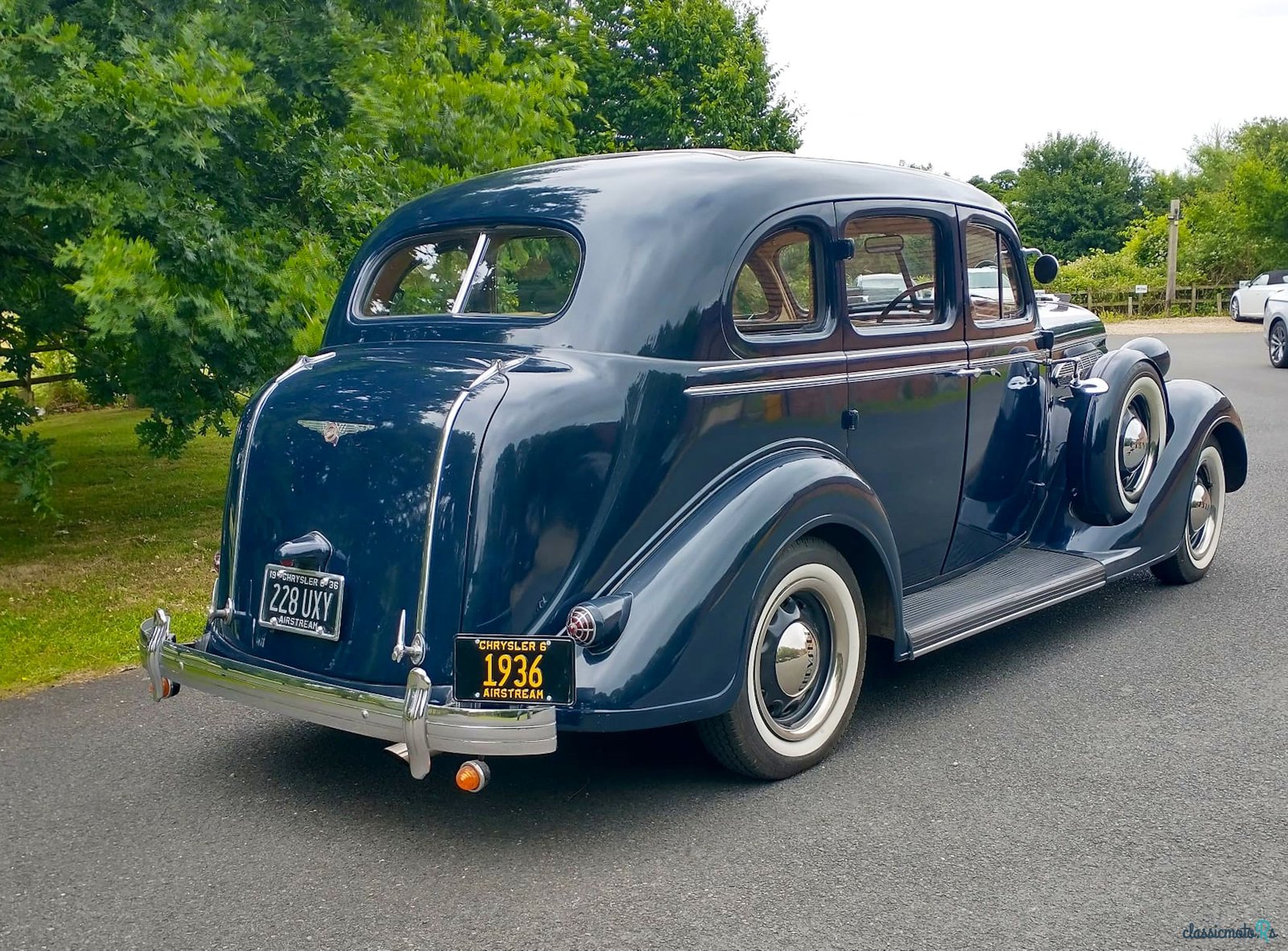 1936' Chrysler Airstream photo #4