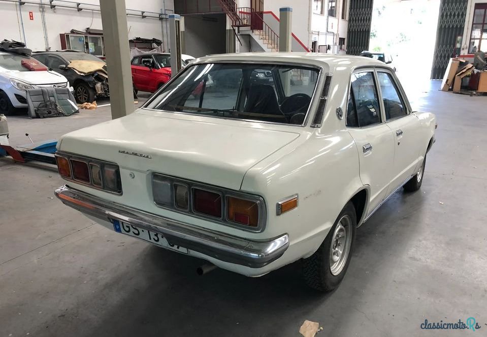 1972' Mazda 818 photo #3