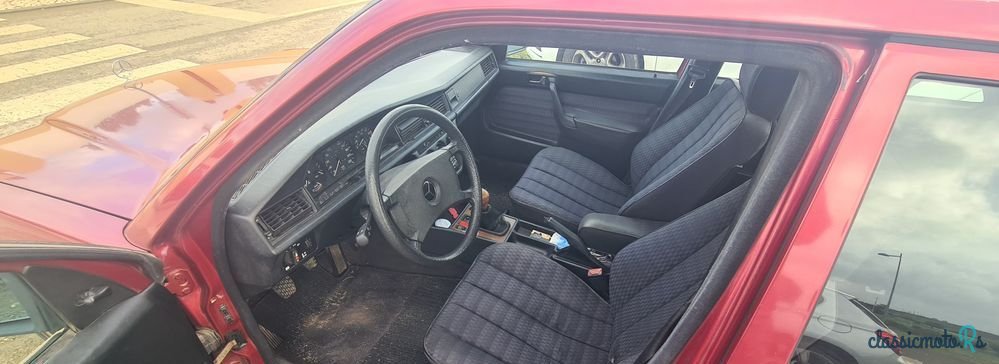 1988' Mercedes-Benz Classe E photo #5