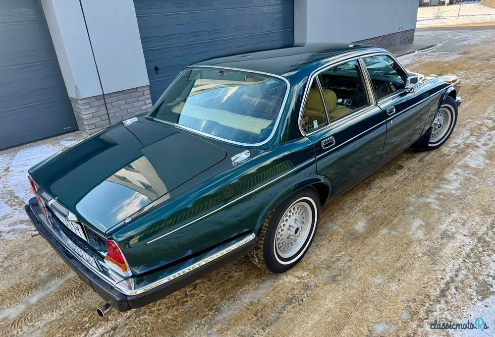 1980' Jaguar XJ photo #4